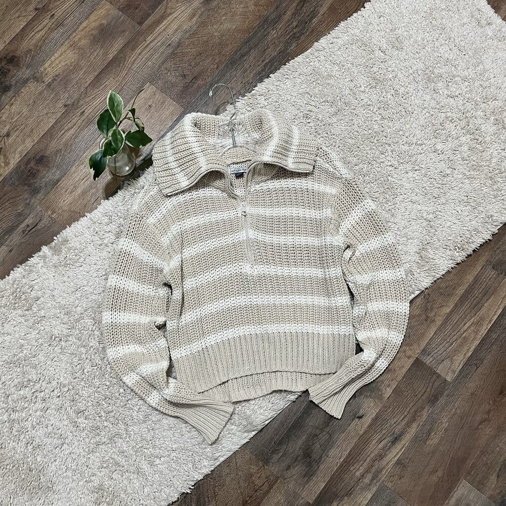 American Eagle Size XS Beige White Striped Quarter Zip Cropped Chunky Sweater